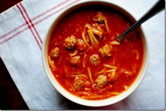 Spaghetti-Meatball-Soup