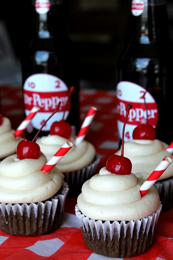 Dr Pepper Cupcakes #BackyardBash #CollectiveBias