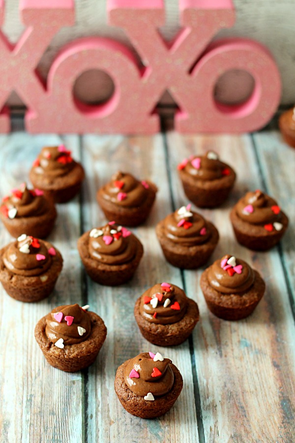 Chocolate Cheesecake Cookie Cups