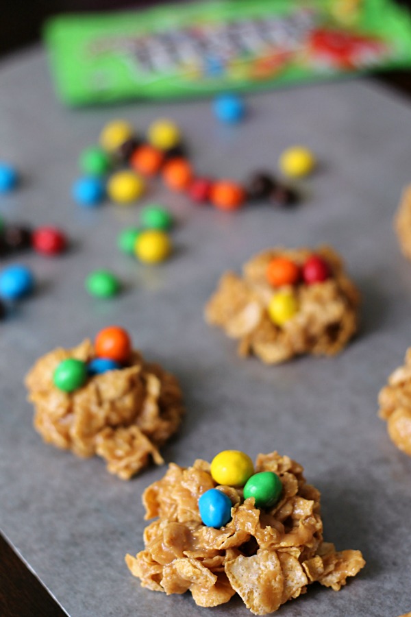 No Bake Peanut Butter Cookies with M&M's Crispy #CrispyIsBack #CollectiveBias