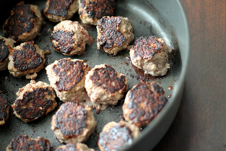 Seared Salisbury Meatballs #WeekNightHero #CollectiveBias