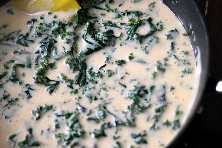 Kale in cheesy sauce