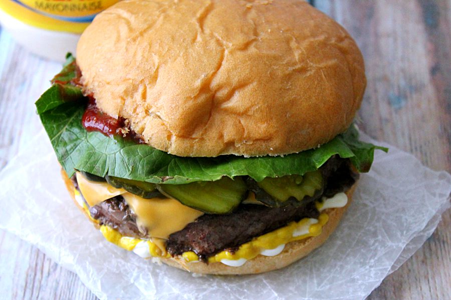 Best Foods Juicy Burger