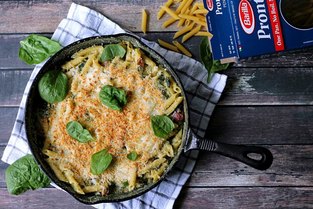 One Pan Pesto Spinach Pasta