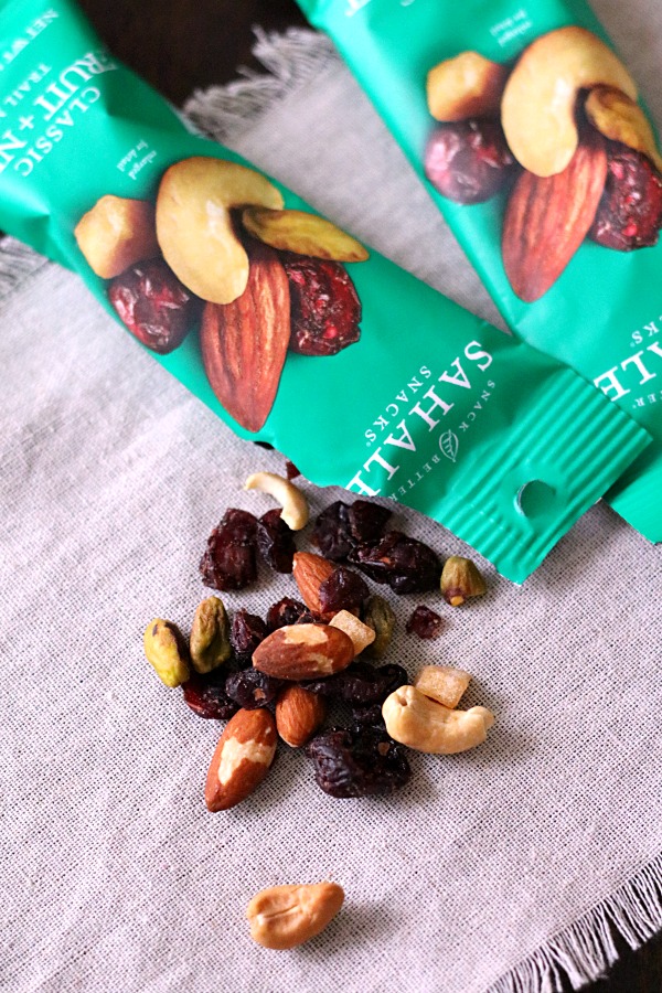 fruit-nut-trail-mix