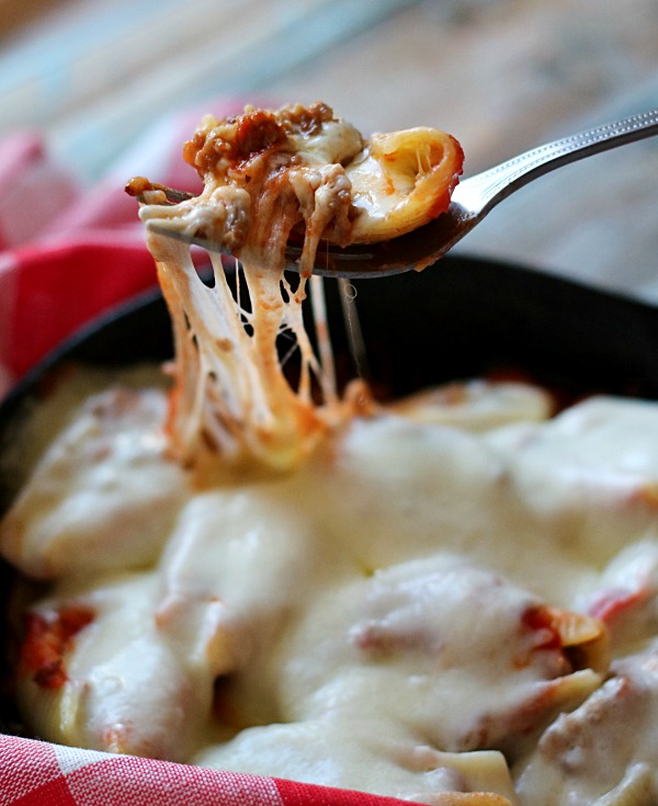 sausage-and-peppers-stuffed-shells