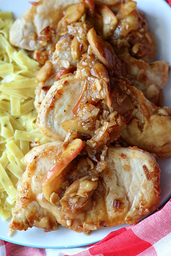 apple-onion-pork-chops