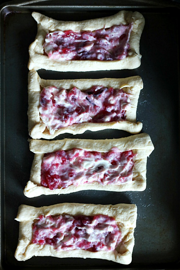 easy-cranberry-danishes