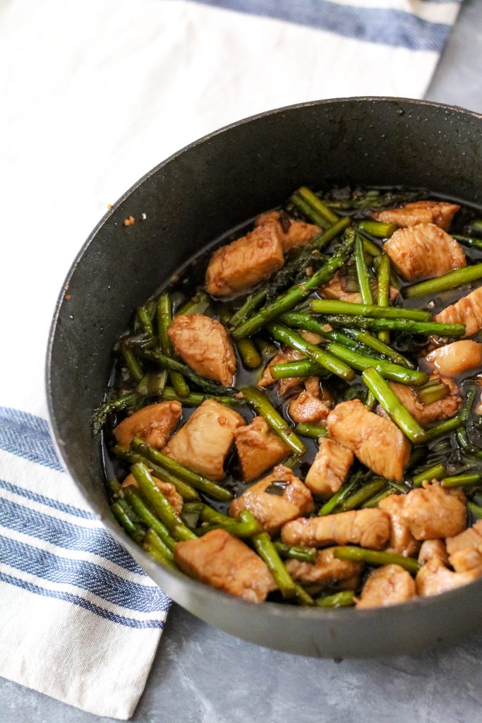 Chicken and asparagus stir fry (1 of 1)